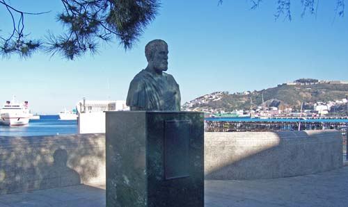 Busto de Pompio Mela, en Ceuta. 