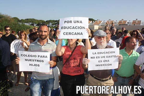 20150530_local_educacion_casines_protestas_01