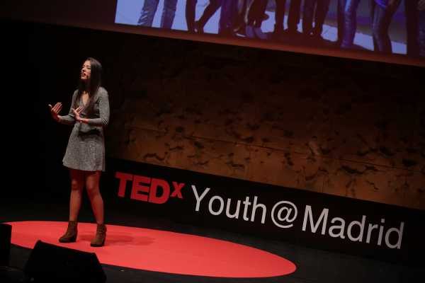 Pilar Daneri en la TEDx Youth de Madrid. 