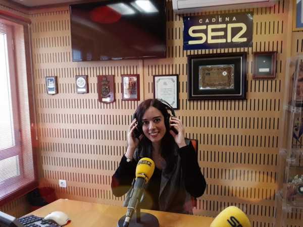 Pilar Daneri, durante una entrevista en la Cadena SER.