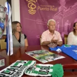 Aurora Salvador, Alcaldesa de Puerto Real, junto a Antonio Bohórquez, Presidente del Puerto Real CF.